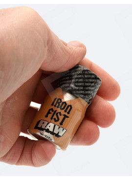 Iron Fist Raw 10 ml mano